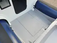 Festrumpf-Schlauchboot zu verkaufen