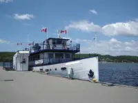 Kreuzfahrtschiff zu verkaufen