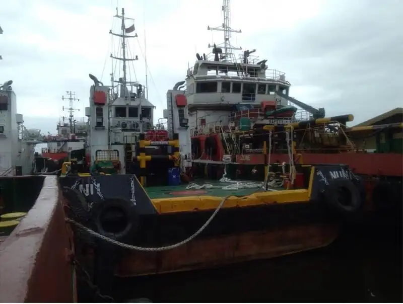 Schleppboot zu verkaufen