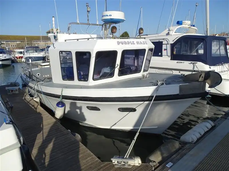 Trawler zu verkaufen