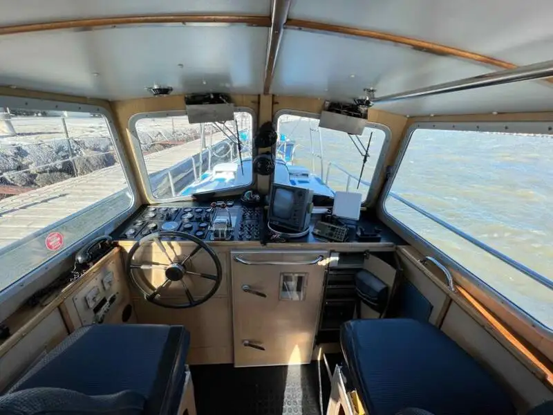 Lotsenboot zu verkaufen