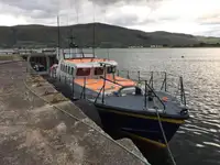 Rettungsboot zu verkaufen