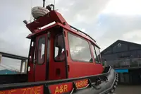 Festrumpf-Schlauchboot zu verkaufen