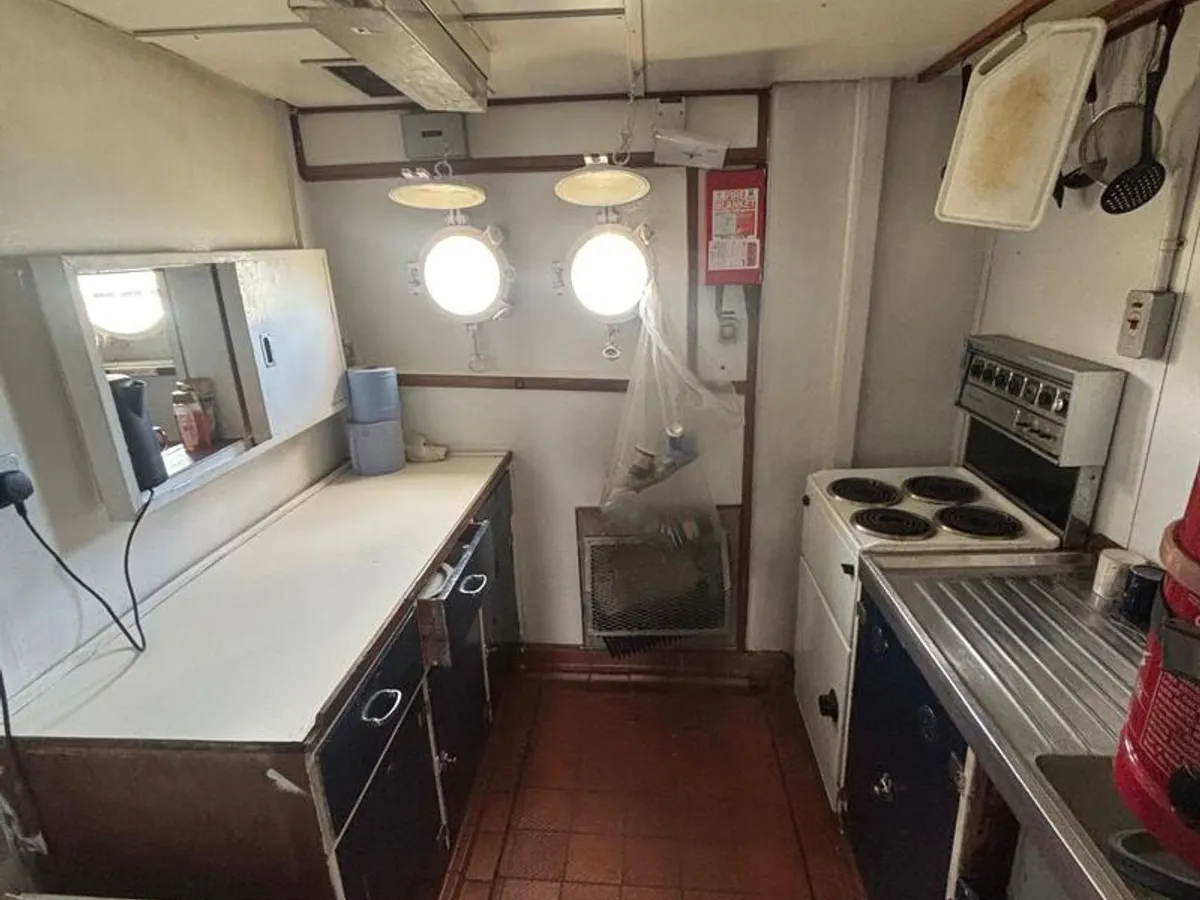 Schleppboot zu verkaufen