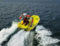 Rettungsschiff zu verkaufen