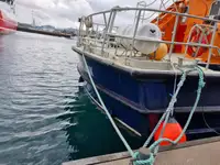 Rettungsboot zu verkaufen