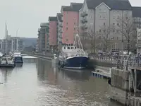 Trawler zu verkaufen