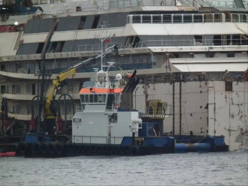 Schleppboot zu verkaufen