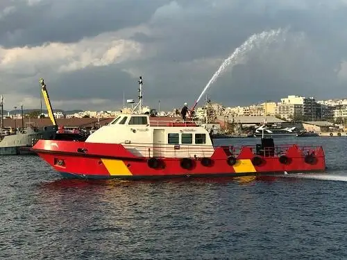 Crew-Boot zu verkaufen