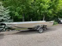 Arbeitsboote zu verkaufen