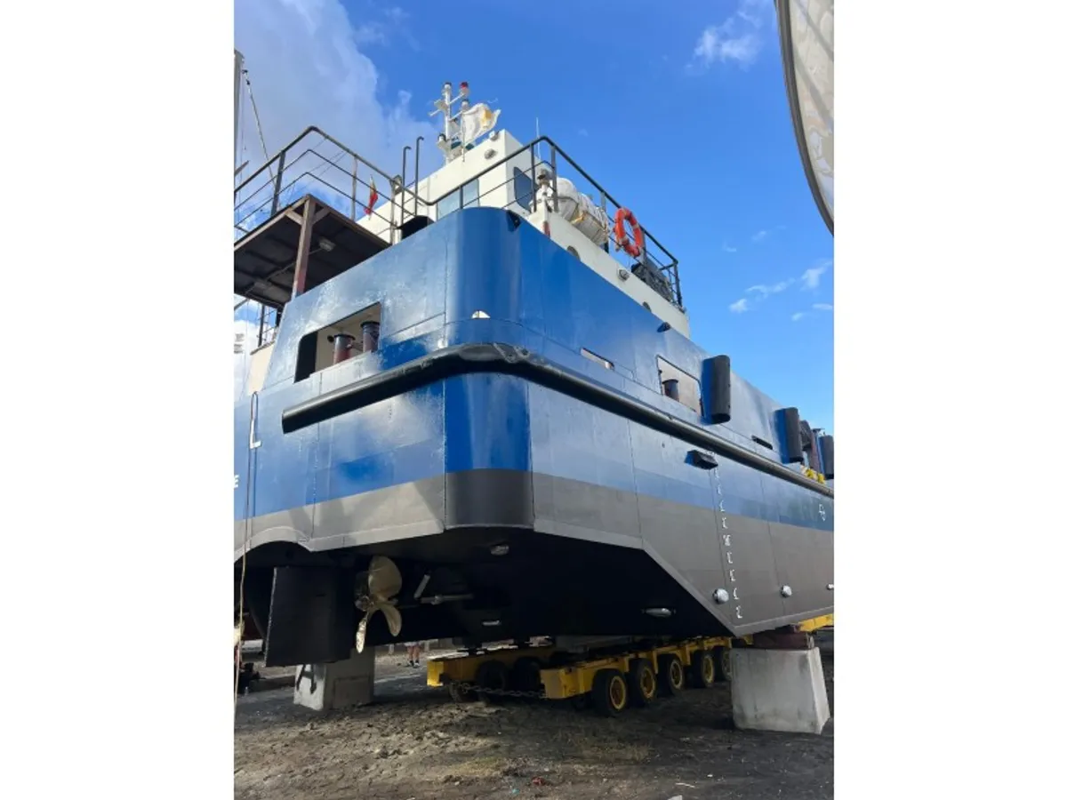 Containerschiff zu verkaufen