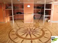 Kreuzfahrtschiff zu verkaufen