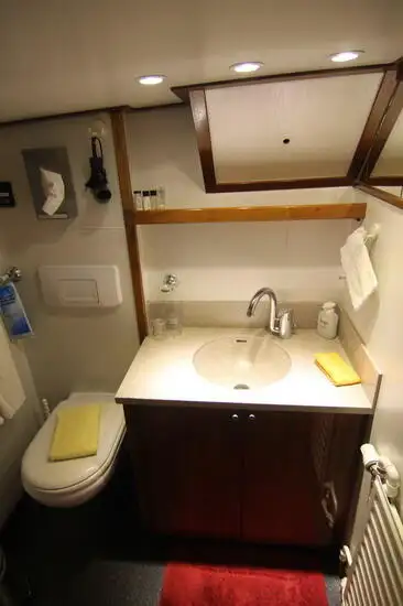 Kreuzfahrtschiff zu verkaufen