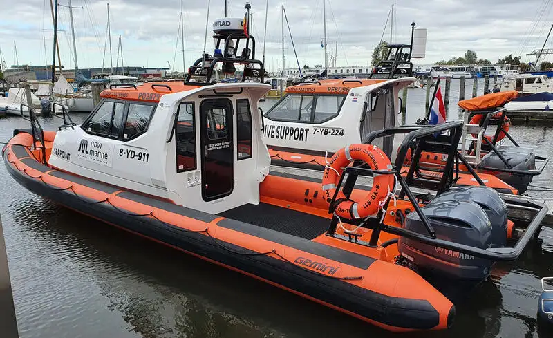 Festrumpf-Schlauchboot zu verkaufen