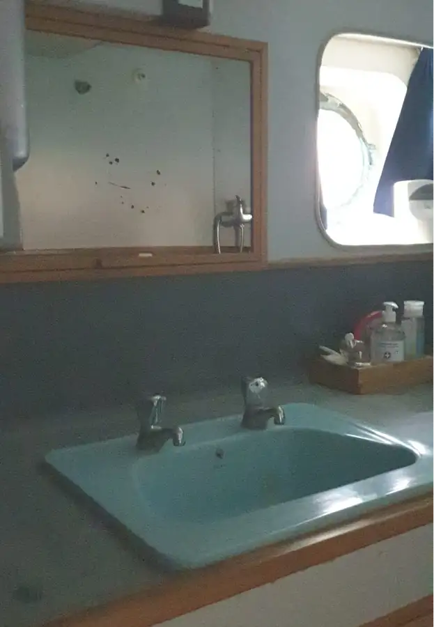 Kreuzfahrtschiff zu verkaufen