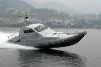 Festrumpf-Schlauchboot zu verkaufen