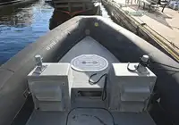 Festrumpf-Schlauchboot zu verkaufen
