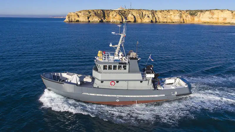 Schleppboot zu verkaufen