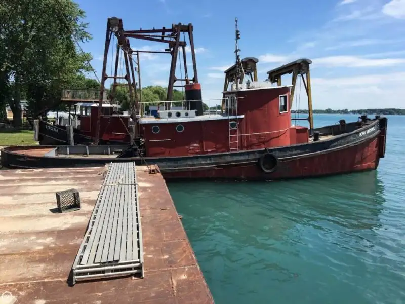 Schleppboot zu verkaufen