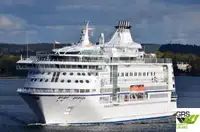 Kreuzfahrtschiff zu verkaufen