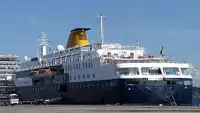 Kreuzfahrtschiff zu verkaufen