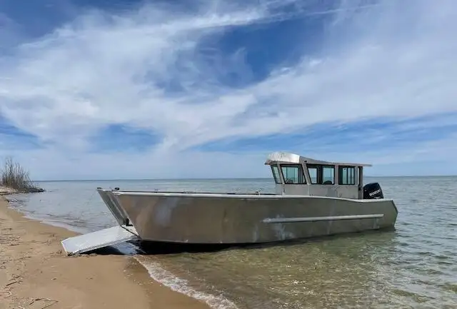 Landungsboot, Tank zu verkaufen