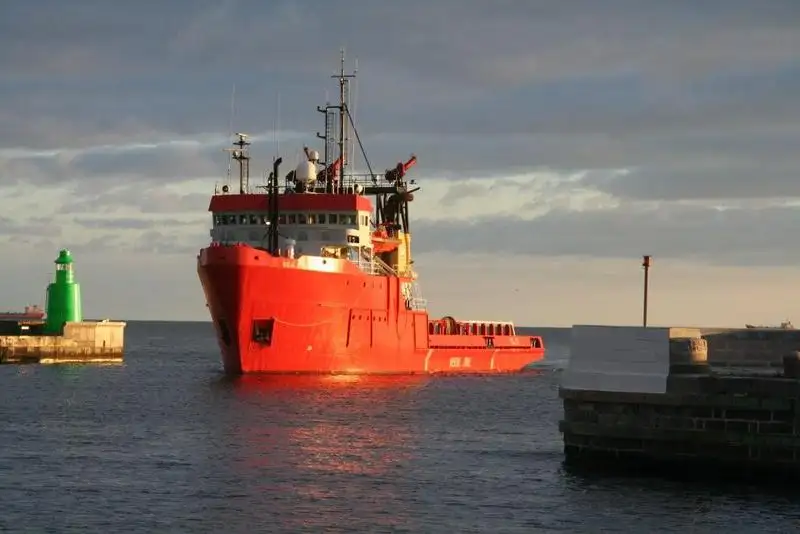 Schleppboot zu verkaufen