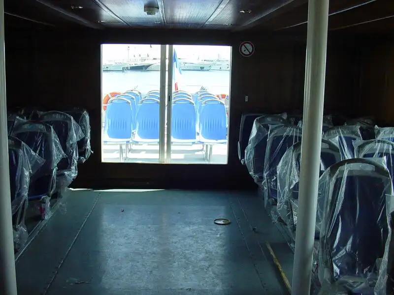 Fährschiff zu verkaufen