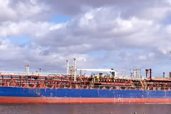 Oil/Chemical tanker for sale