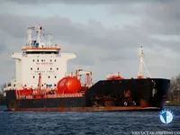 Öl-/Chemikalientanker zu verkaufen