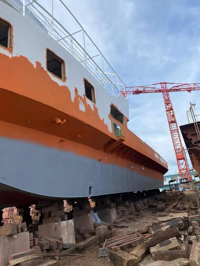 Fährschiff zu verkaufen