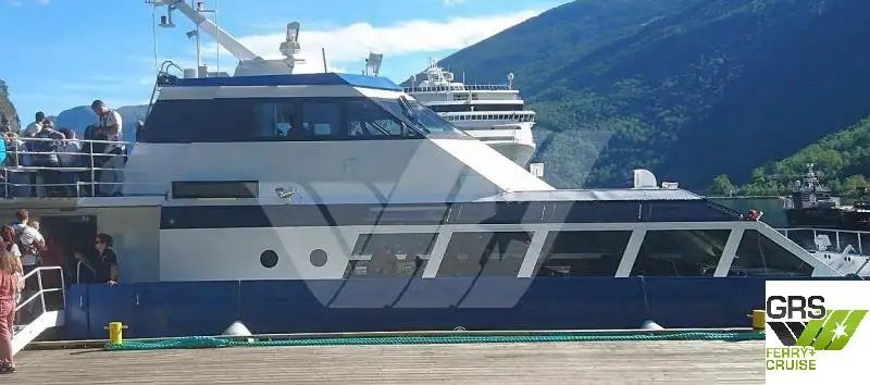 Fährschiff zu verkaufen