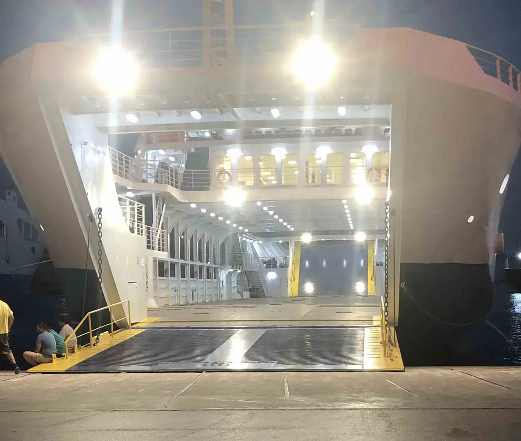 RoPax-Schiff zu verkaufen