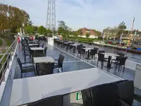 Kreuzfahrtschiff zu verkaufen