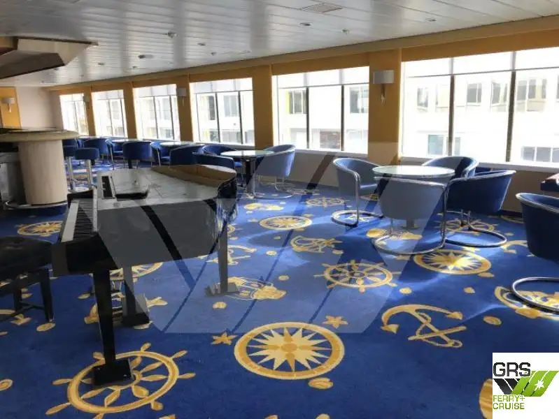 Kreuzfahrtschiff zu verkaufen