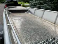 Arbeitsboote zu verkaufen