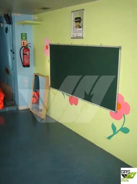 Kreuzfahrtschiff zu verkaufen