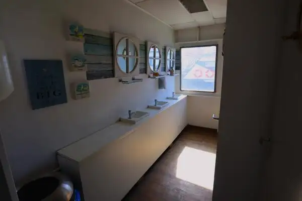 Kreuzfahrtschiff zu verkaufen