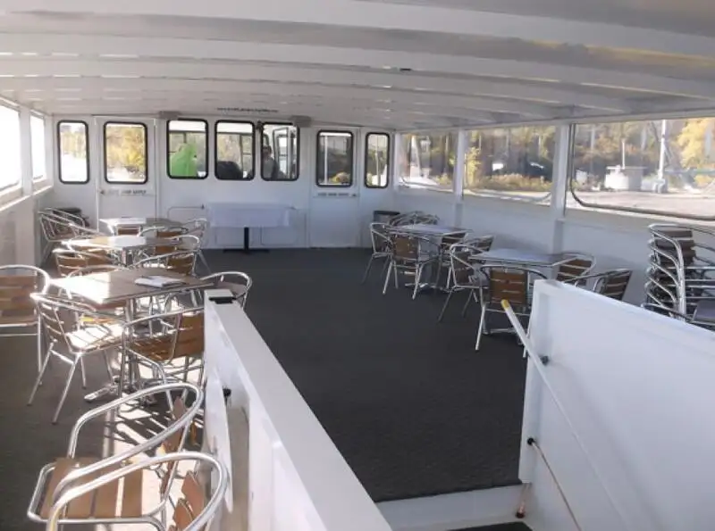 Kreuzfahrtschiff zu verkaufen