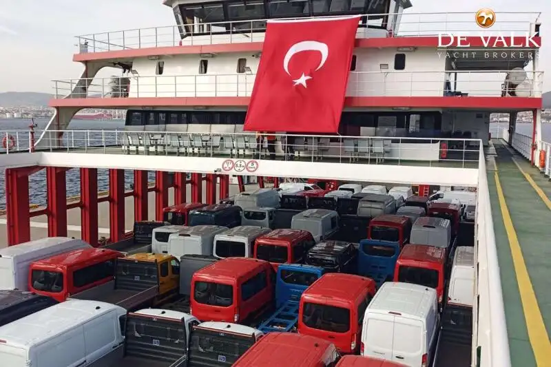 Fährschiff zu verkaufen
