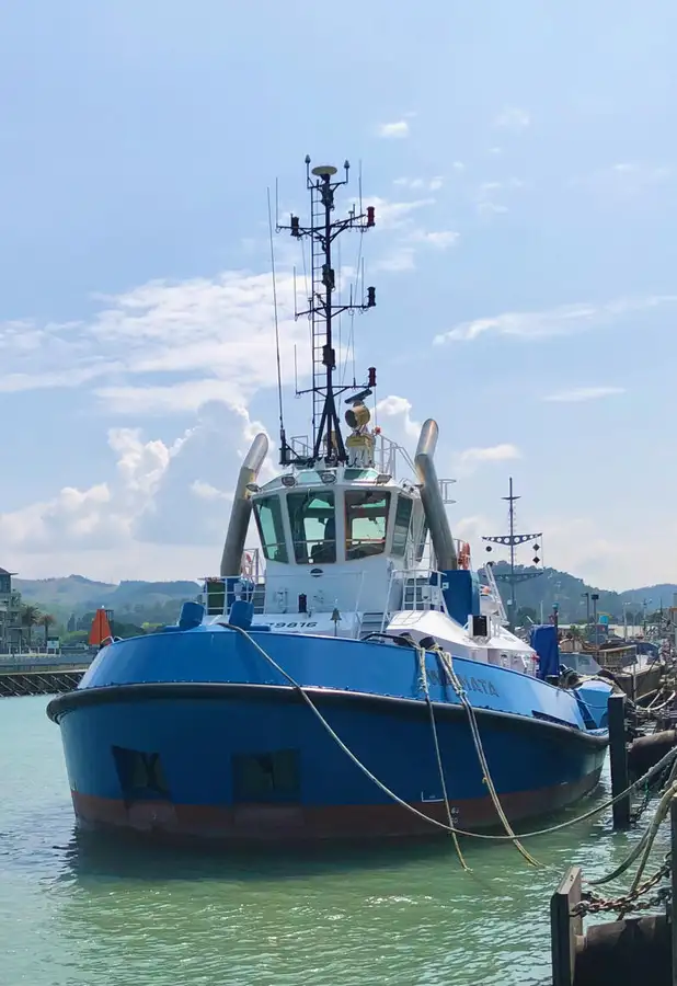 Schleppboot zu verkaufen
