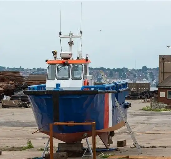 Schleppboot zu verkaufen