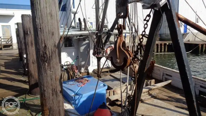 Trawler zu verkaufen