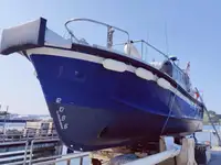 Rettungsboot zu verkaufen