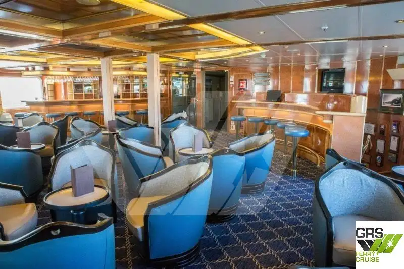 Kreuzfahrtschiff zu verkaufen