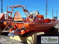 Rettungsschiff zu verkaufen