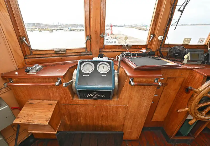 Schleppboot zu verkaufen