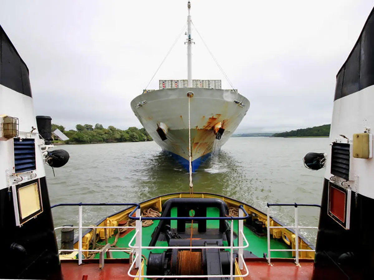 Schleppboot zu verkaufen