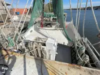 Trawler zu verkaufen