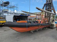 Festrumpf-Schlauchboot zu verkaufen